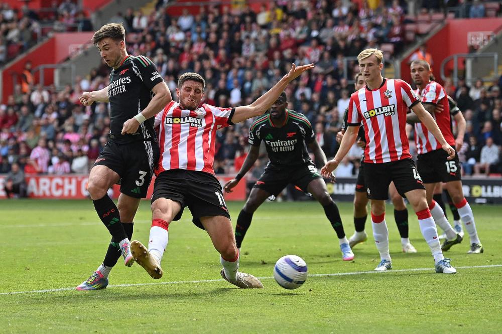 樊振东回归突生悬念！3大变数卡住国乒一哥，王励勤如何抉择？